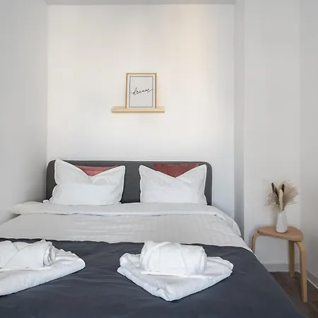 1008 Apartament