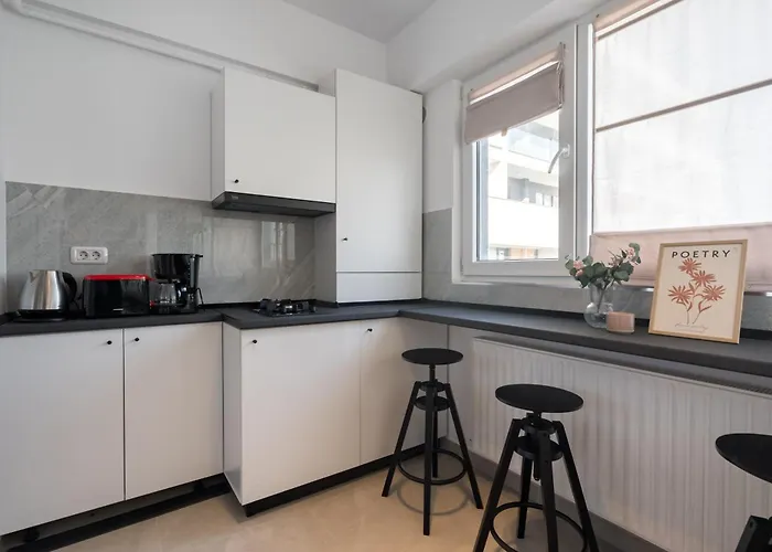 1008 Apartament
