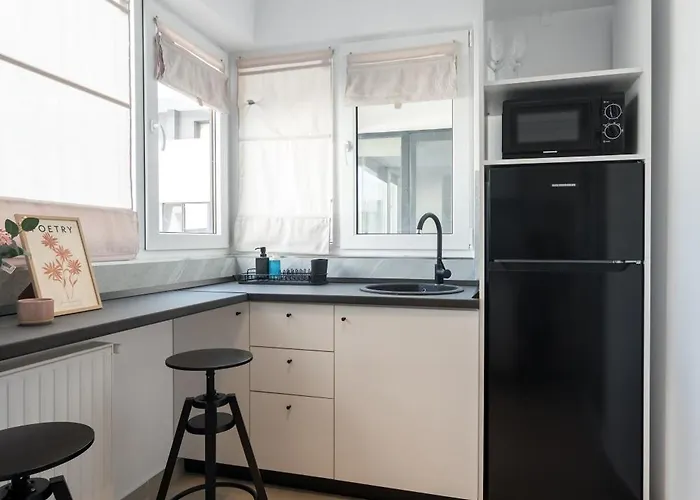 1008 Apartment *